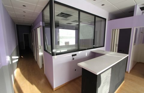 Local comercial en planta calle. Ideal para peluquerías, comercios, esteticien, despacho de abogados, dentista, etc.